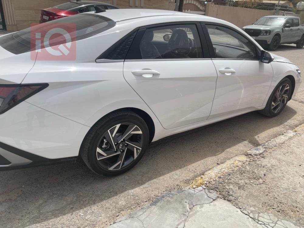 هيونداي النترا
